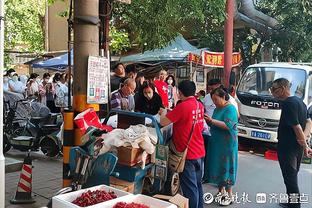 福登：很喜欢在中路的位置活动，希望这种状态能继续下去